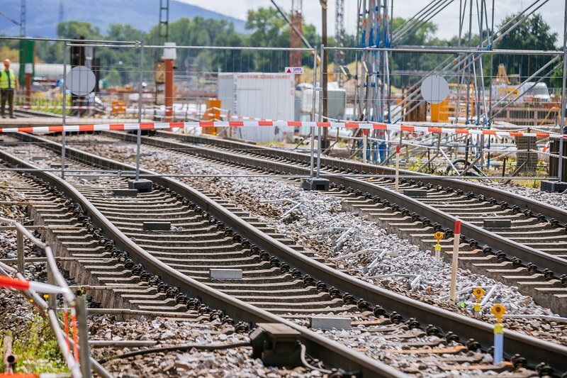 Unterbruch der Eisenbahnstrecke bei Rastatt
